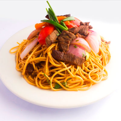 Tallarin Saltado de Carne
