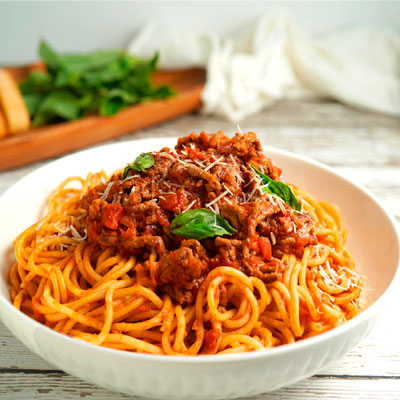 Tallarines Rojos Con Carne